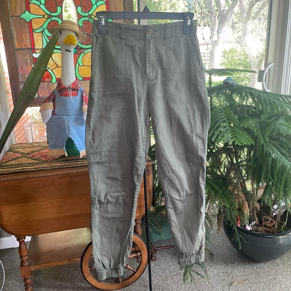 100% Cotton Gap Olive Green Jogger Pants